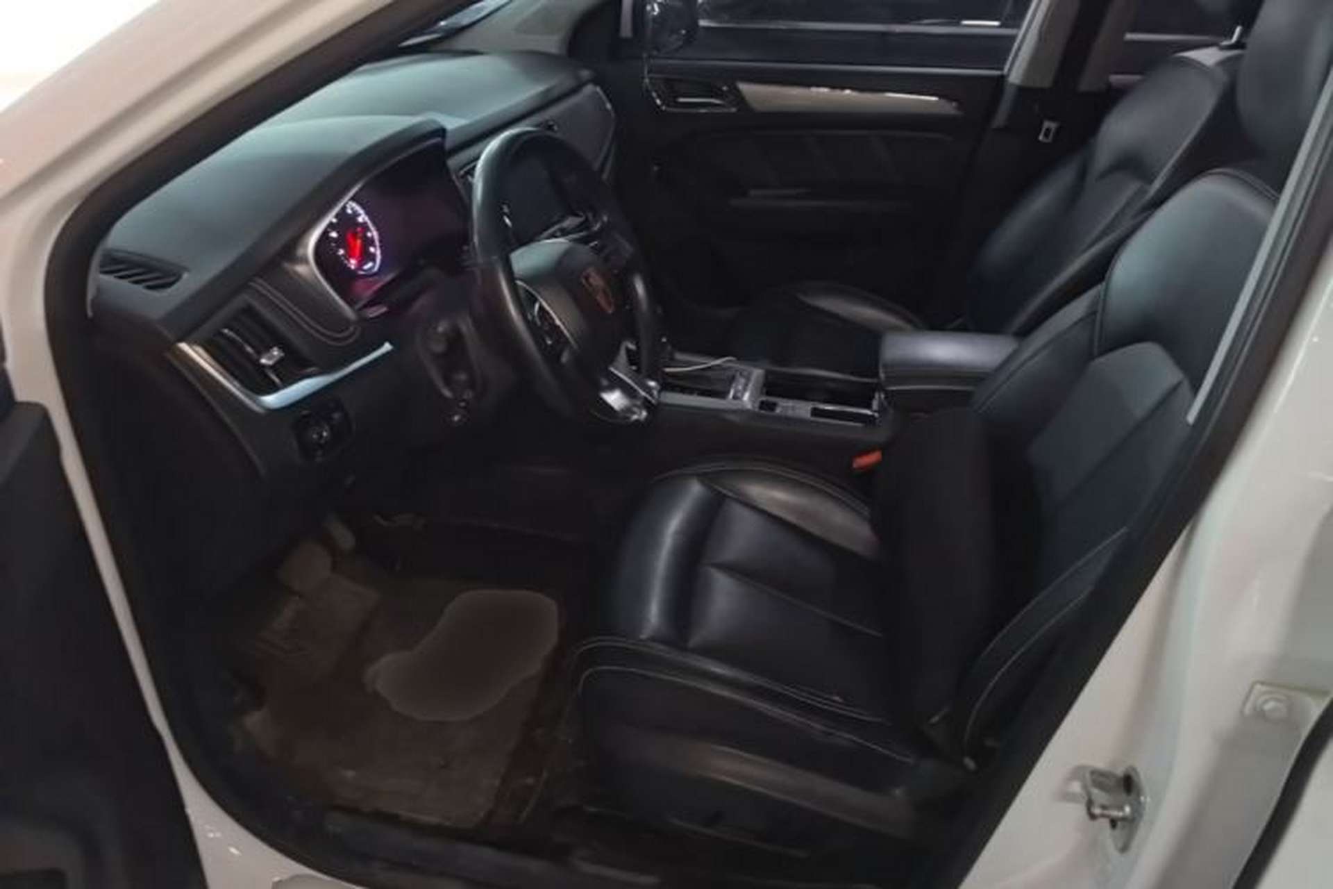 Used Roewe RX5 2018 20T Two-Wheel Drive Automatic Flagship Edition Left Front Seat