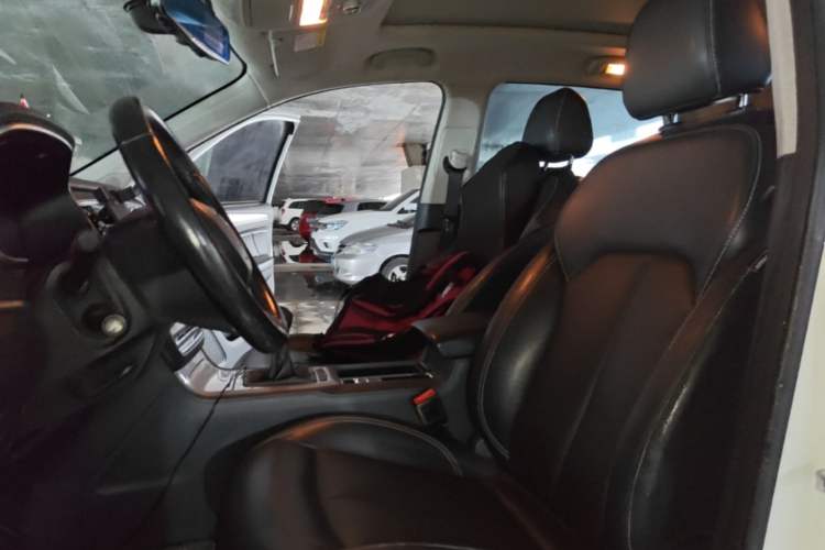 Used Roewe RX5 2018 20T Two-Wheel Drive Manual Flagship Edition Left Front Seat