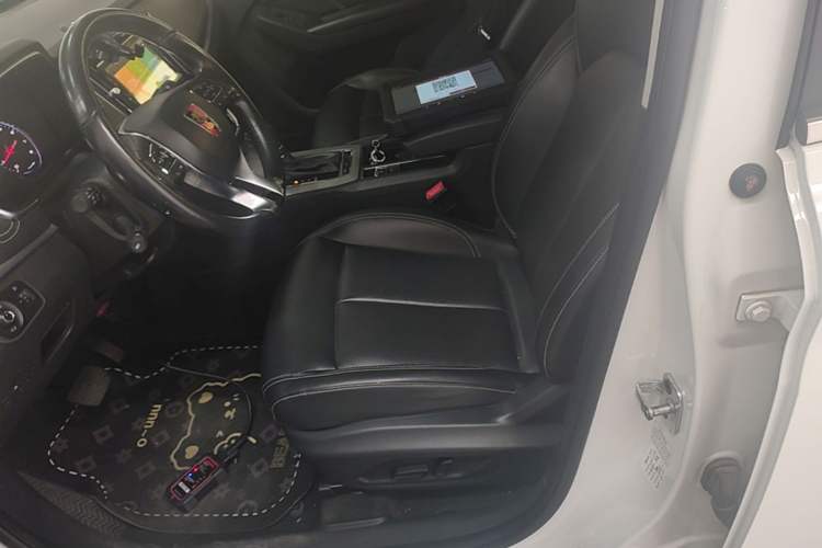 Used Roewe RX5 2018 20T Two-Wheel Drive Automatic Flagship Edition Left Front Seat
