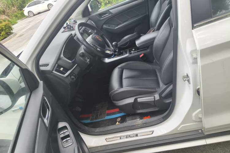 Used Roewe RX5 2018 20T Two-Wheel Drive Manual Flagship Edition Left Front Seat