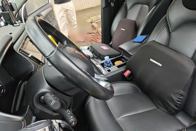 Used Roewe RX5 2018 20T Two-Wheel Drive Manual Flagship Edition Left Front Seat