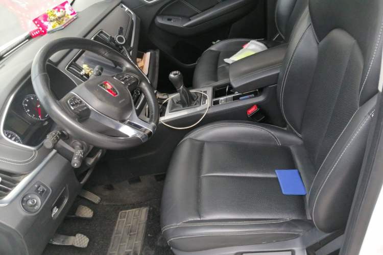 Used Roewe RX5 2018 20T Two-Wheel Drive Manual Internet Smart Edition Left Front Seat