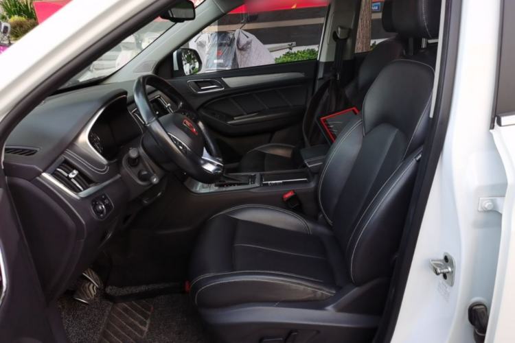Used Roewe RX5 2018 30T Two-Wheel Drive Automatic Internet Platinum Edition Left Front Seat