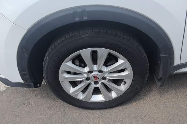 Used Roewe RX5 2018 20T Two-Wheel Drive Automatic Flagship Edition Left Front Wheel Hub