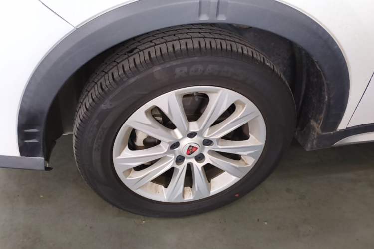 Used Roewe RX5 2018 20T Two-Wheel Drive Automatic Internet Smart Edition Left Front Wheel Hub