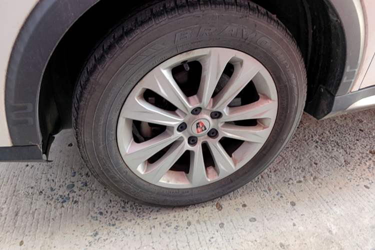 Used Roewe RX5 2018 20T Two-Wheel Drive Automatic Flagship Edition Left Front Wheel Hub
