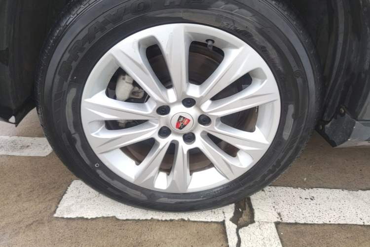 Used Roewe RX5 2018 20T Two-Wheel Drive Automatic Flagship Edition Left Front Wheel Hub