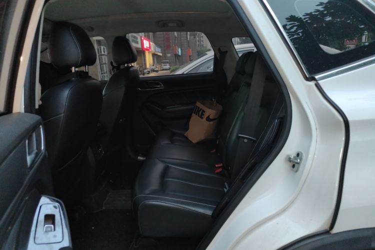 Used Roewe RX5 2018 20T Two-Wheel Drive Automatic Internet Smart Luxury Edition Left Rear Seat