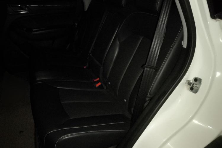 Used Roewe RX5 2018 20T Two-Wheel Drive Manual Internet Smart Edition Left Rear Seat