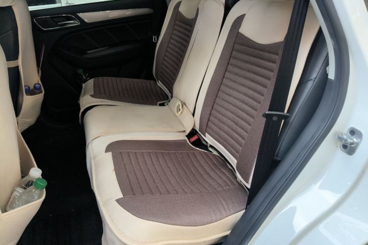 Used Roewe RX5 2018 20T Two-Wheel Drive Automatic Internet Smart Edition Left Rear Seat
