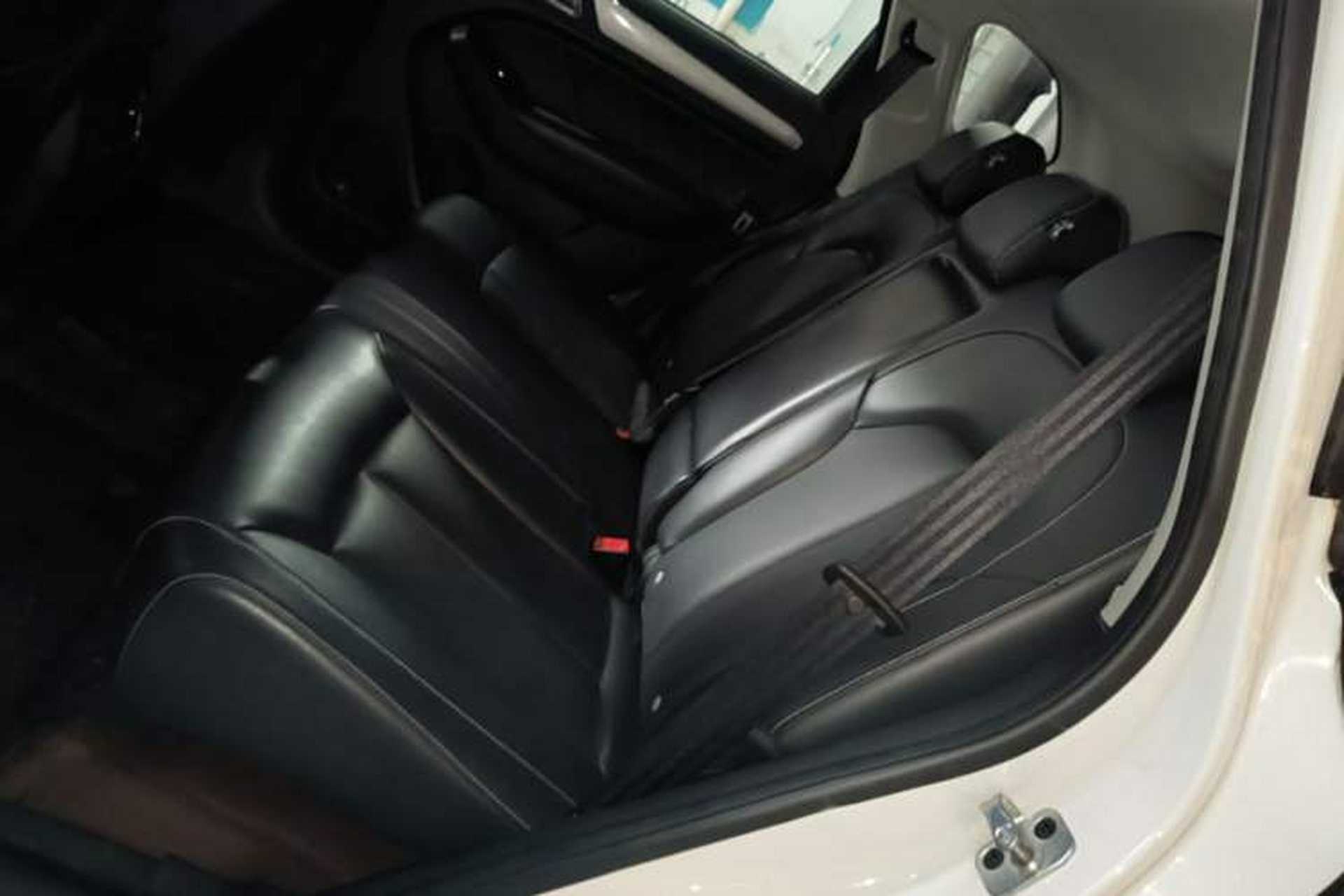Used Roewe RX5 2018 20T Two-Wheel Drive Automatic Flagship Edition Left Rear Seat