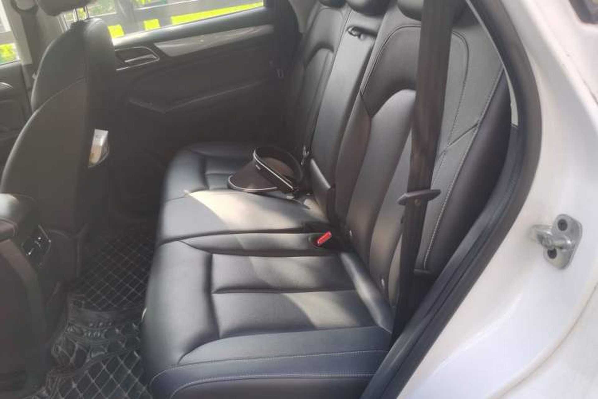 Used Roewe RX5 2018 20T Two-Wheel Drive Automatic Flagship Edition Left Rear Seat