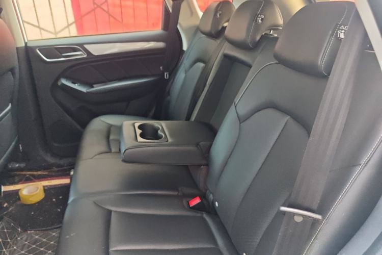 Used Roewe RX5 2018 20T Two-Wheel Drive Automatic Internet Smart Edition Left Rear Seat