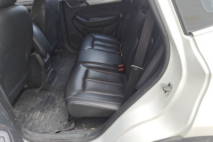Used Roewe RX5 2018 20T Two-Wheel Drive Manual Flagship Edition Left Rear Seat