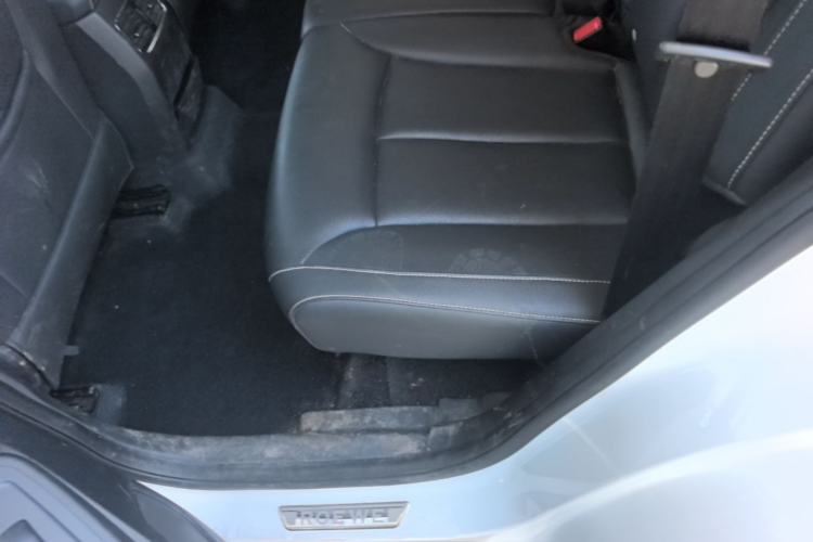 Used Roewe RX5 2018 20T Two-Wheel Drive Automatic Flagship Edition Left Rear Seat