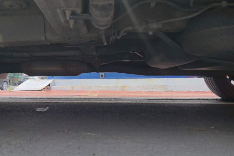 Used Roewe RX5 2018 20T Two-Wheel Drive Automatic Flagship Edition Left Side Sill