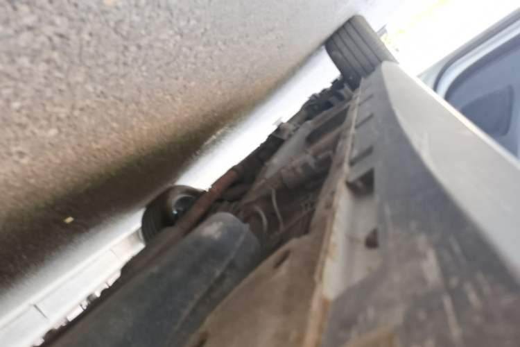 Used Roewe RX5 2018 30T Two-Wheel Drive Automatic Internet Platinum Edition Left Side Sill