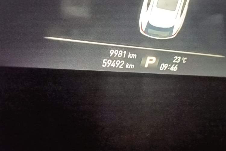 Used Roewe RX5 2018 30T Two-Wheel Drive Automatic Internet Platinum Edition Odometer Close Up
