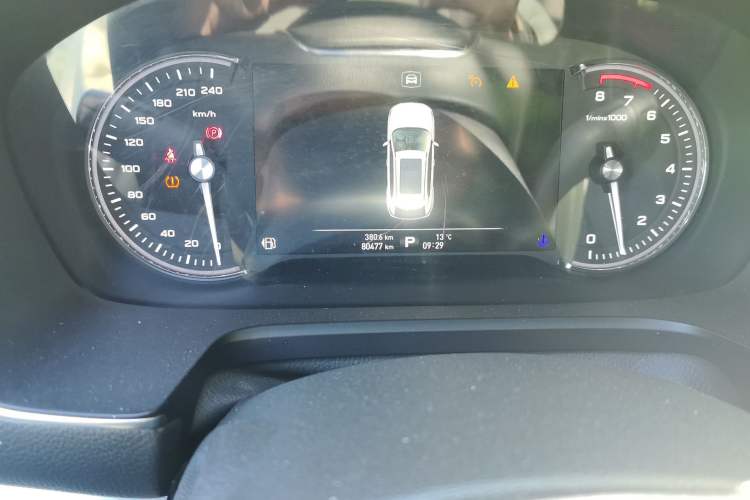 Used Roewe RX5 2018 20T Two-Wheel Drive Automatic Internet Smart Luxury Edition Odometer Close Up