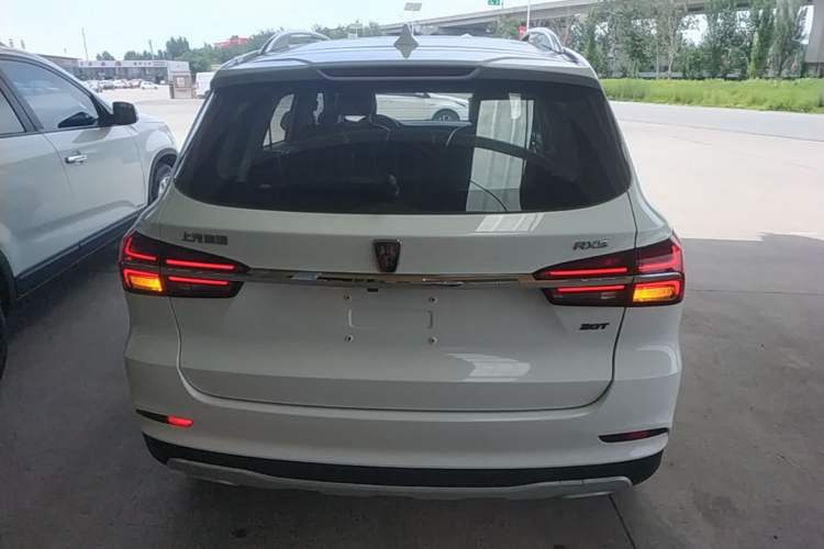 Used Roewe RX5 2018 20T Two-Wheel Drive Automatic Internet Smart Edition Rear