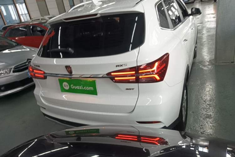 Used Roewe RX5 2018 20T Two-Wheel Drive Automatic Flagship Edition Rear