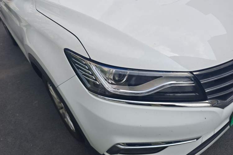 Used Roewe RX5 2018 20T Two-Wheel Drive Automatic Flagship Edition Right Front Headlight