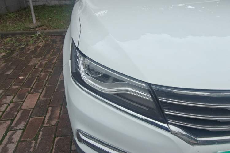 Used Roewe RX5 2018 20T Two-Wheel Drive Automatic Internet Smart Edition Right Front Headlight