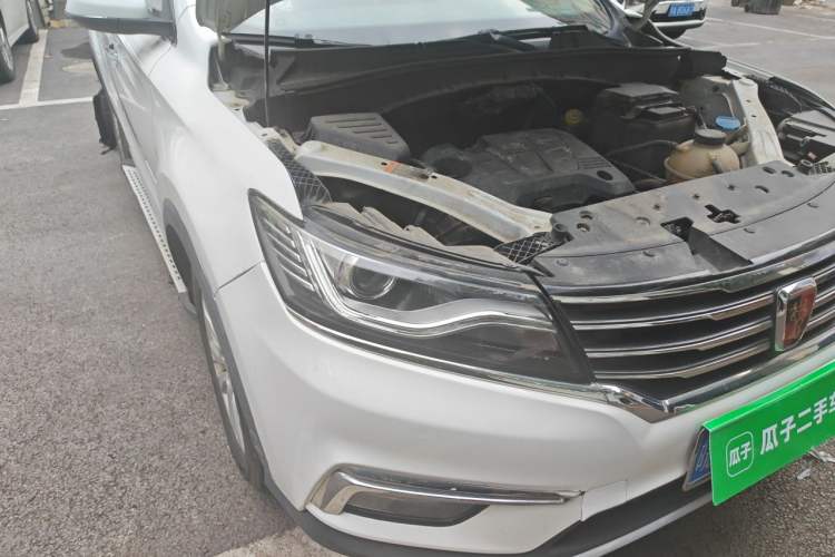 Used Roewe RX5 2018 20T Two-Wheel Drive Automatic Internet Smart Edition Right Front Headlight