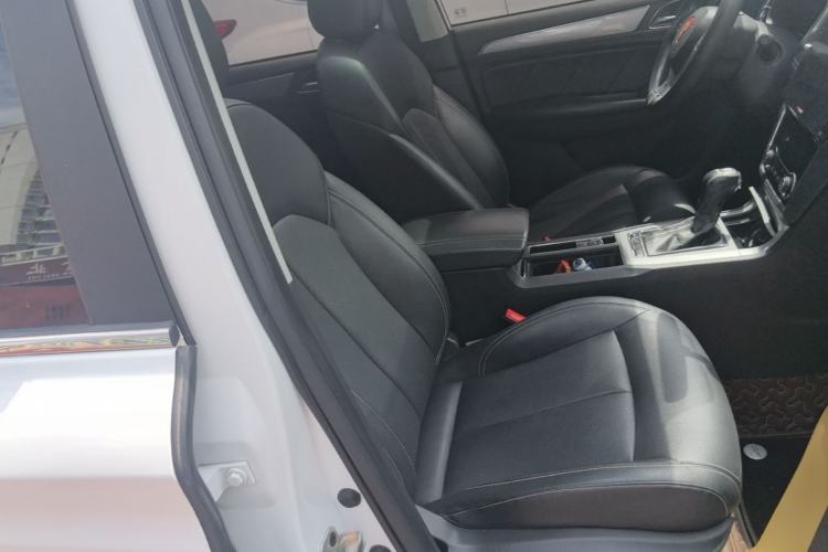 Used Roewe RX5 2018 20T Two-Wheel Drive Automatic Flagship Edition Right Front Seat
