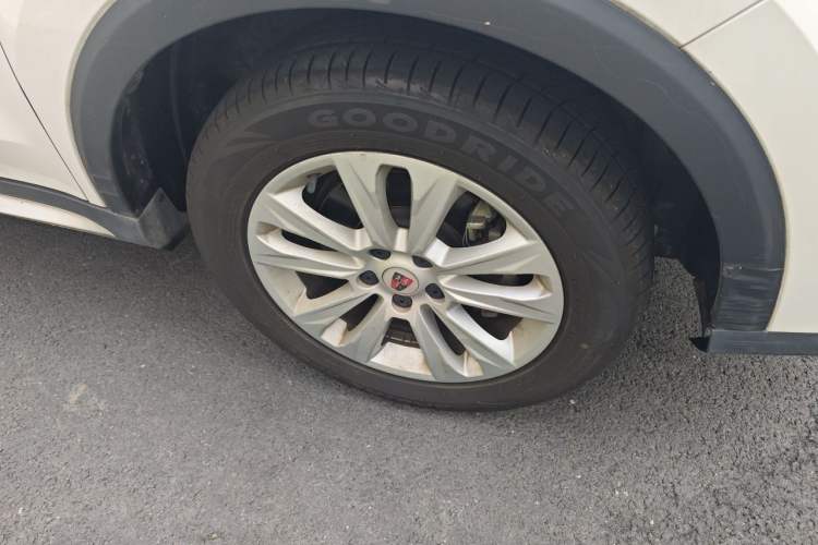 Used Roewe RX5 2018 20T Two-Wheel Drive Automatic Flagship Edition Right Front Wheel Hub