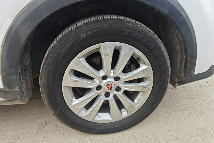 Used Roewe RX5 2018 20T Two-Wheel Drive Automatic Internet Smart Edition Right Front Wheel Hub