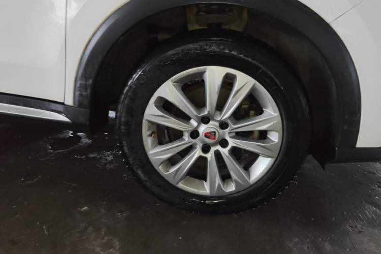 Used Roewe RX5 2018 20T Two-Wheel Drive Manual Flagship Edition Right Front Wheel Hub