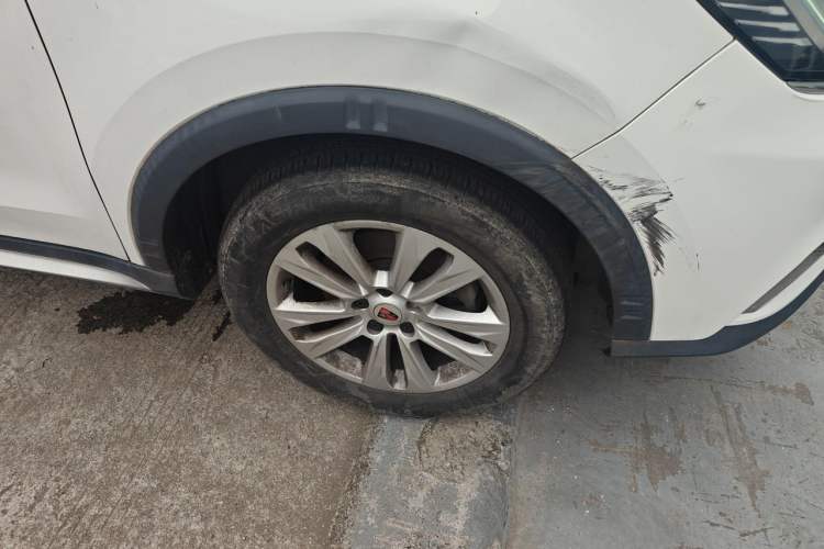 Used Roewe RX5 2018 20T Two-Wheel Drive Automatic Flagship Edition Right Front Wheel Hub