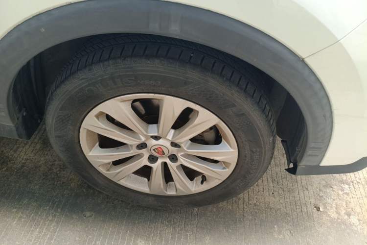 Used Roewe RX5 2018 20T Two-Wheel Drive Automatic Flagship Edition Right Front Wheel Hub