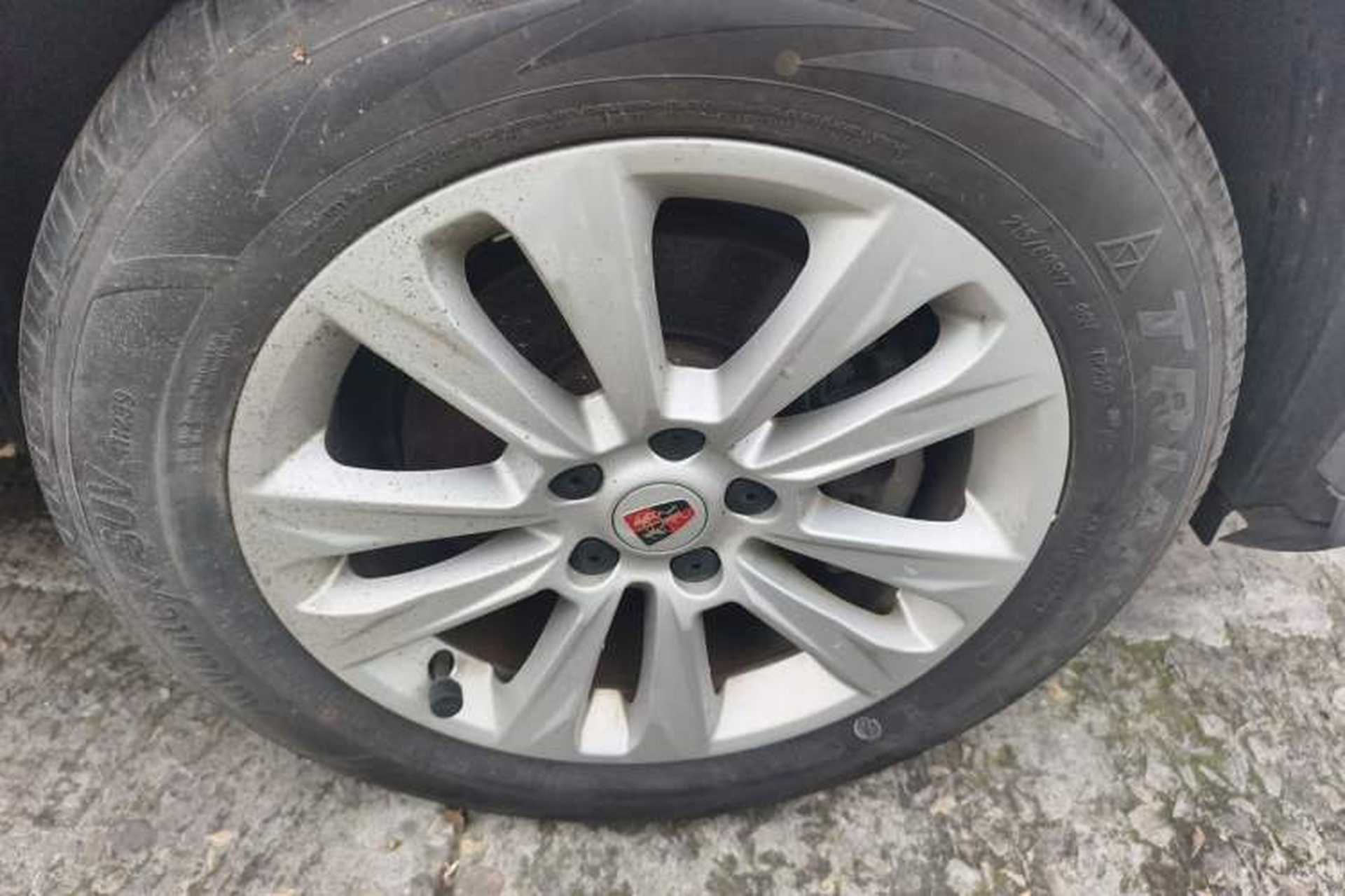 Used Roewe RX5 2018 20T Two-Wheel Drive Automatic Flagship Edition Right Front Wheel Hub
