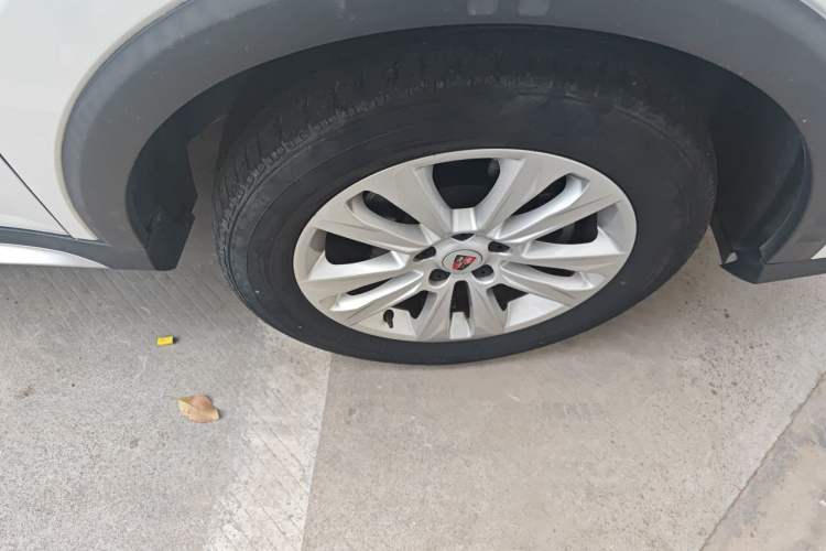 Used Roewe RX5 2018 20T Two-Wheel Drive Automatic Flagship Edition Right Front Wheel Hub