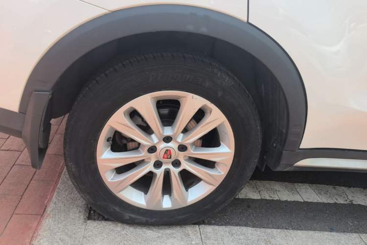 Used Roewe RX5 2018 20T Two-Wheel Drive Automatic Flagship Edition Right Rear Wheel Hub