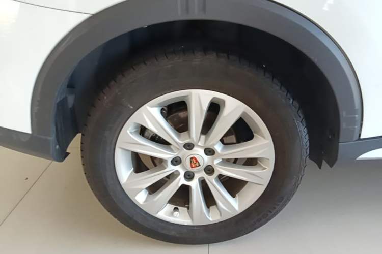 Used Roewe RX5 2018 20T Two-Wheel Drive Manual Flagship Edition Right Rear Wheel Hub