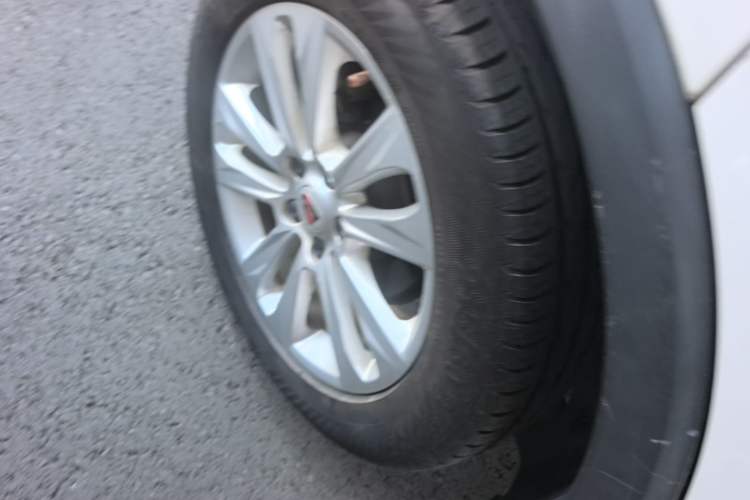Used Roewe RX5 2018 20T Two-Wheel Drive Automatic Flagship Edition Right Rear Wheel Hub