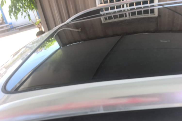 Used Roewe RX5 2018 20T Two-Wheel Drive Automatic Flagship Edition Roof