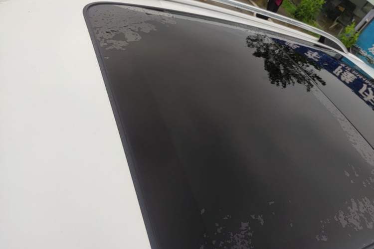 Used Roewe RX5 2018 20T Two-Wheel Drive Automatic Flagship Edition Roof