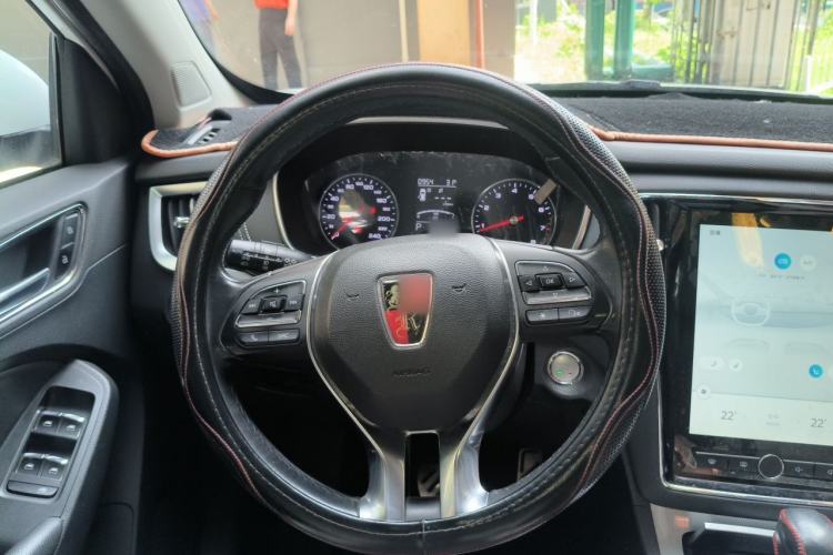 Used Roewe RX5 2018 20T Two-Wheel Drive Automatic Internet Smart Edition Steering Wheel