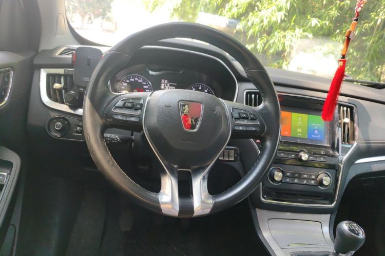 Used Roewe RX5 2018 20T Two-Wheel Drive Manual Flagship Edition Steering Wheel