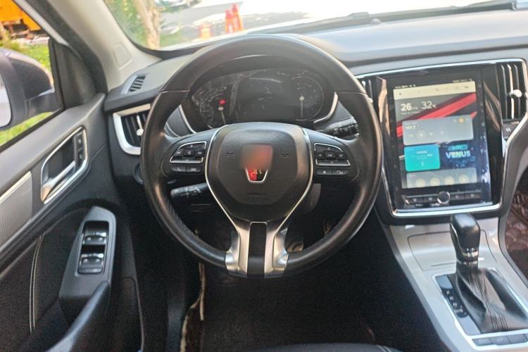 Used Roewe RX5 2018 20T Two-Wheel Drive Automatic Internet Smart Luxury Edition Steering Wheel