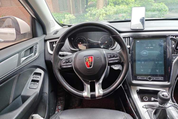 Used Roewe RX5 2018 20T Two-Wheel Drive Manual Internet Elite Edition Steering Wheel