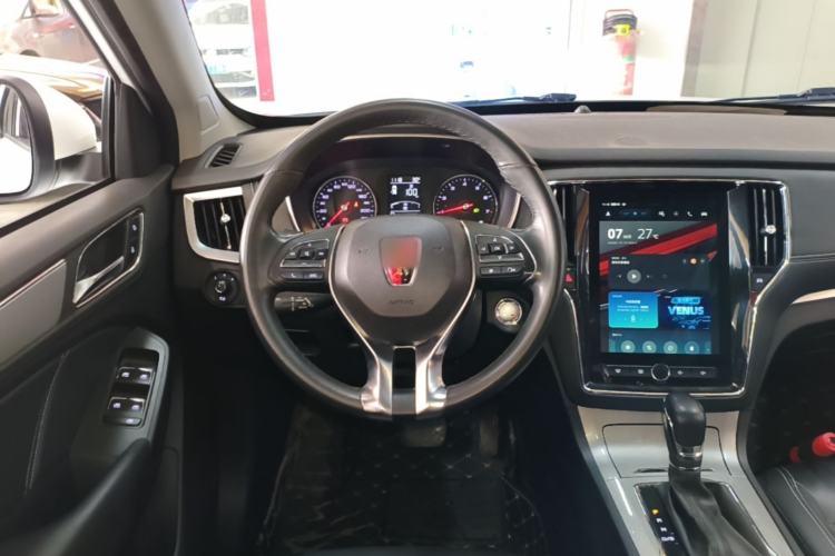 Used Roewe RX5 2018 20T Two-Wheel Drive Automatic Internet Smart Edition Steering Wheel