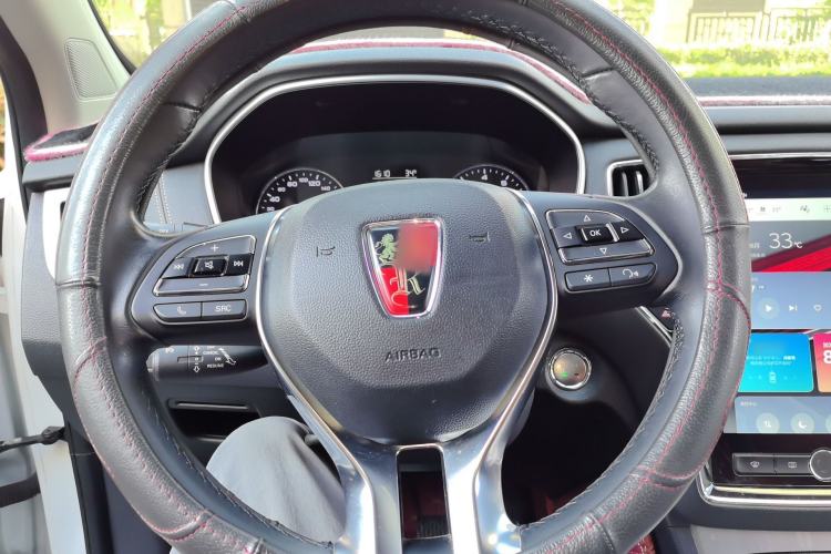 Used Roewe RX5 2018 20T Two-Wheel Drive Manual Internet Smart Edition Steering Wheel