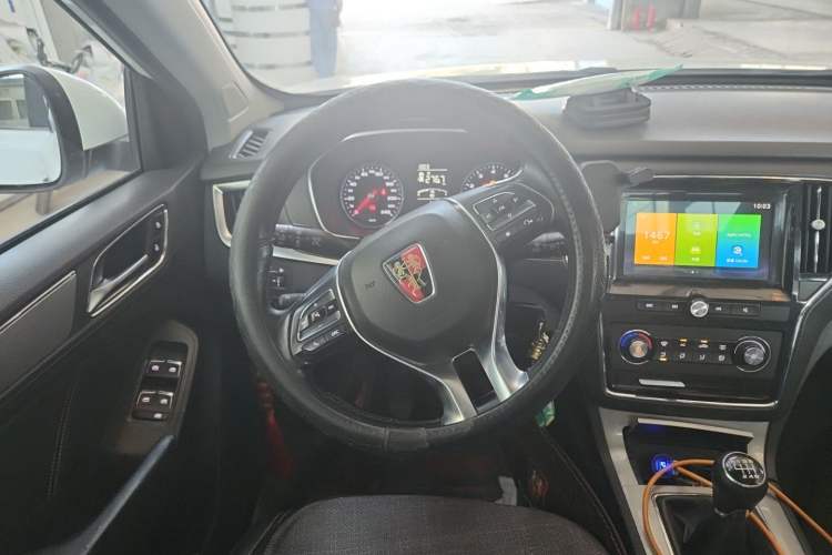 Used Roewe RX5 2018 20T Two-Wheel Drive Manual Flagship Edition Steering Wheel