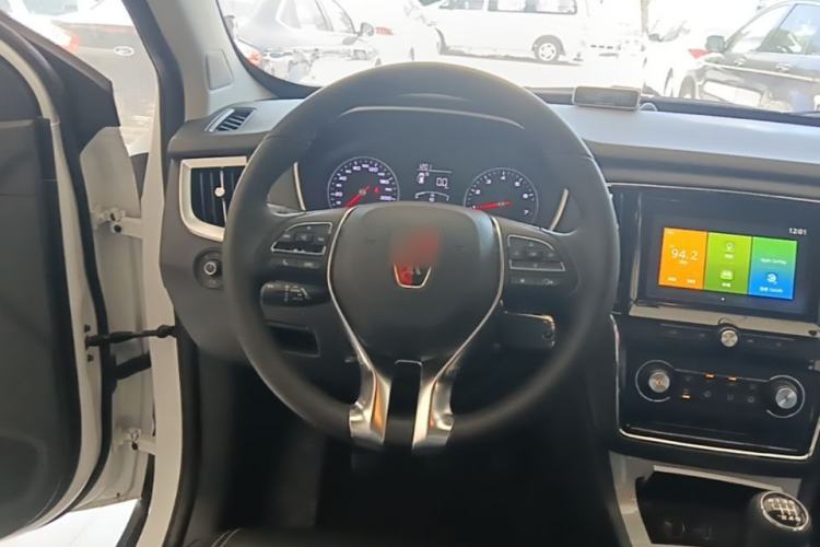 Used Roewe RX5 2018 20T Two-Wheel Drive Manual Flagship Edition Steering Wheel