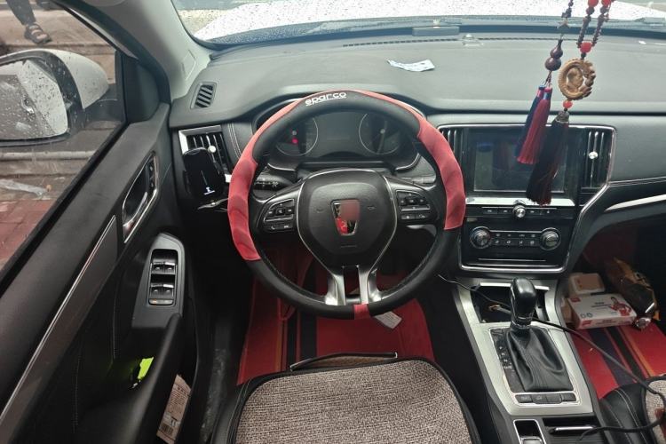 Used Roewe RX5 2018 20T Two-Wheel Drive Automatic Flagship Edition Steering Wheel